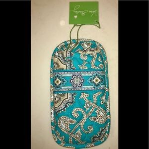 CLEANING OUT MY CLOSET SALE Vera Bradley Sunglass